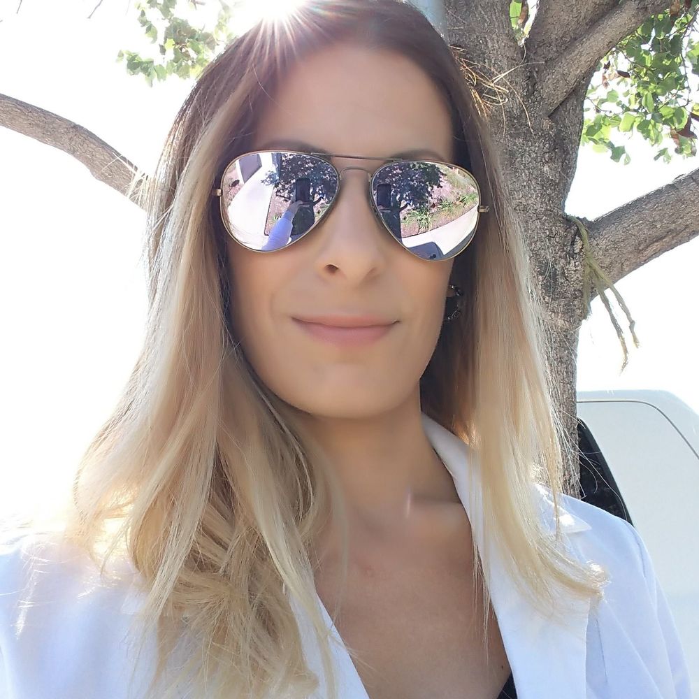 Meet your Posher, Vanessa